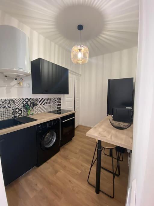 Corte Magnifique T2 45M2 Neuf 5 Personnes Place St Marcel Hyper Centre Wifi Lave Linge Tv Exterior photo