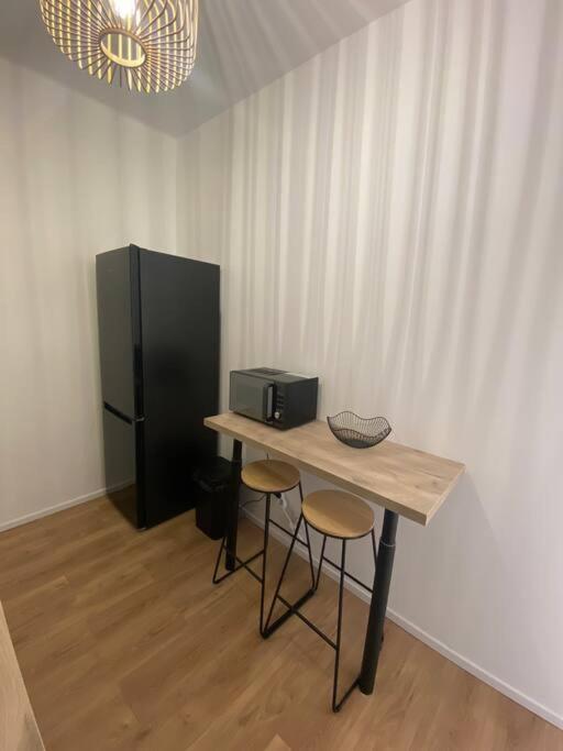 Corte Magnifique T2 45M2 Neuf 5 Personnes Place St Marcel Hyper Centre Wifi Lave Linge Tv Exterior photo